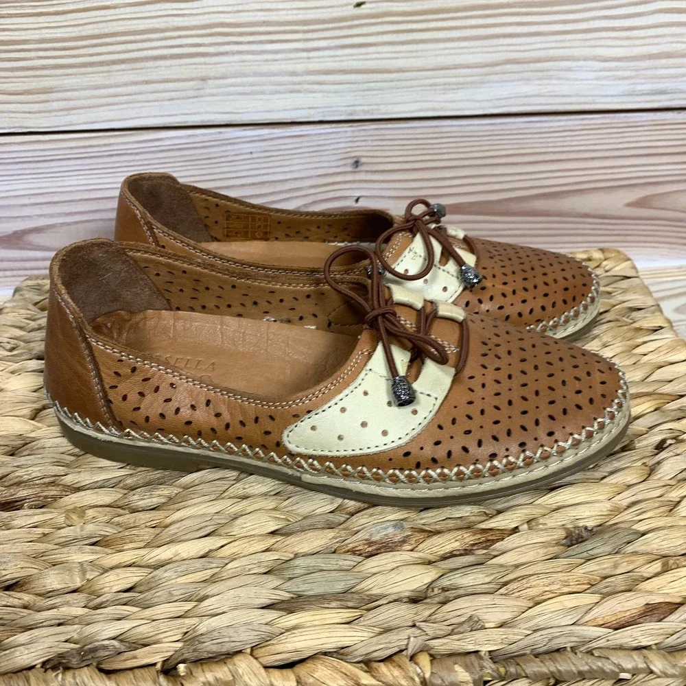 Rossella Lopes‎ Italian Shoes Womens 36 Perforated Leather Loafers Thick Stitch